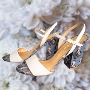 Vicenza Free People Tropical Coastal Chunky Heels, White size 10